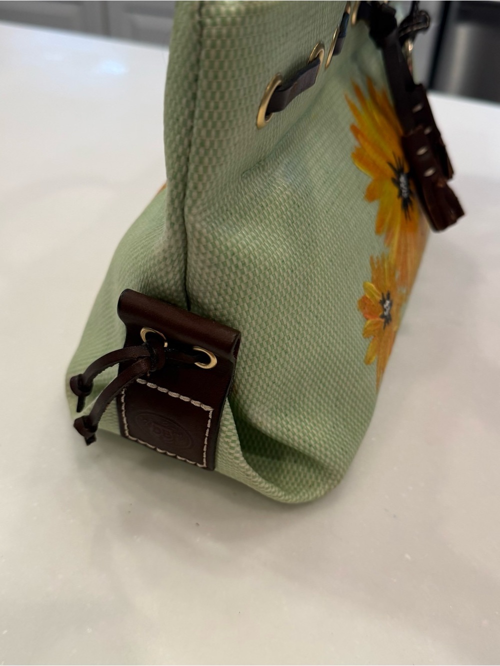 Dooney & Bourke VTG RARE Light Green Basketweave Tote W/Sunflowers EUC - Picture 6 of 15